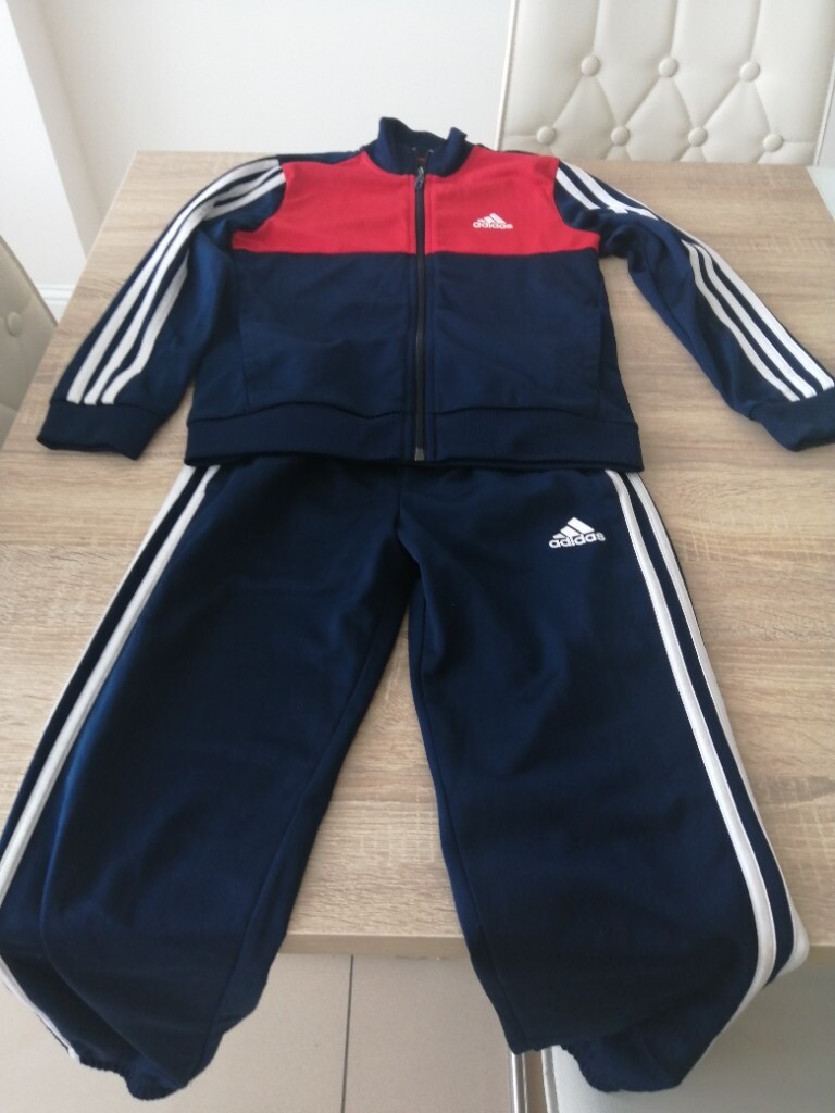 boys tracksuit age 9